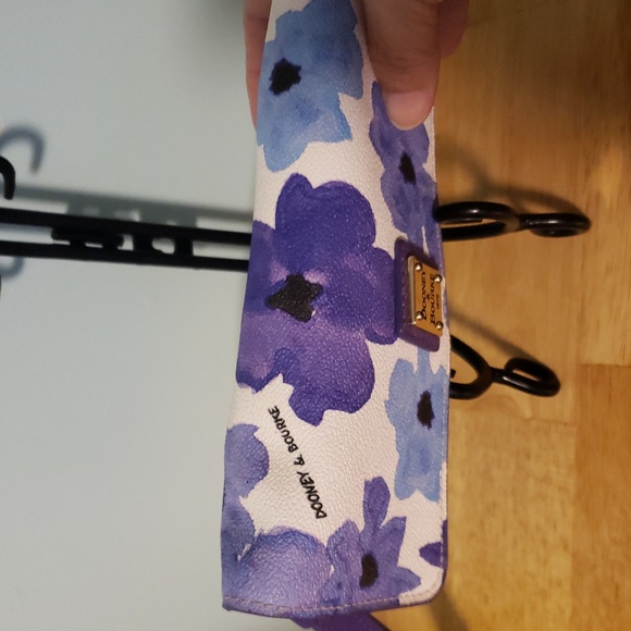 Vintage Dooney &Bourke Floral Bloom Lilly Mist Wristlet 7 1/2" (#63) - Picture 6 of 11